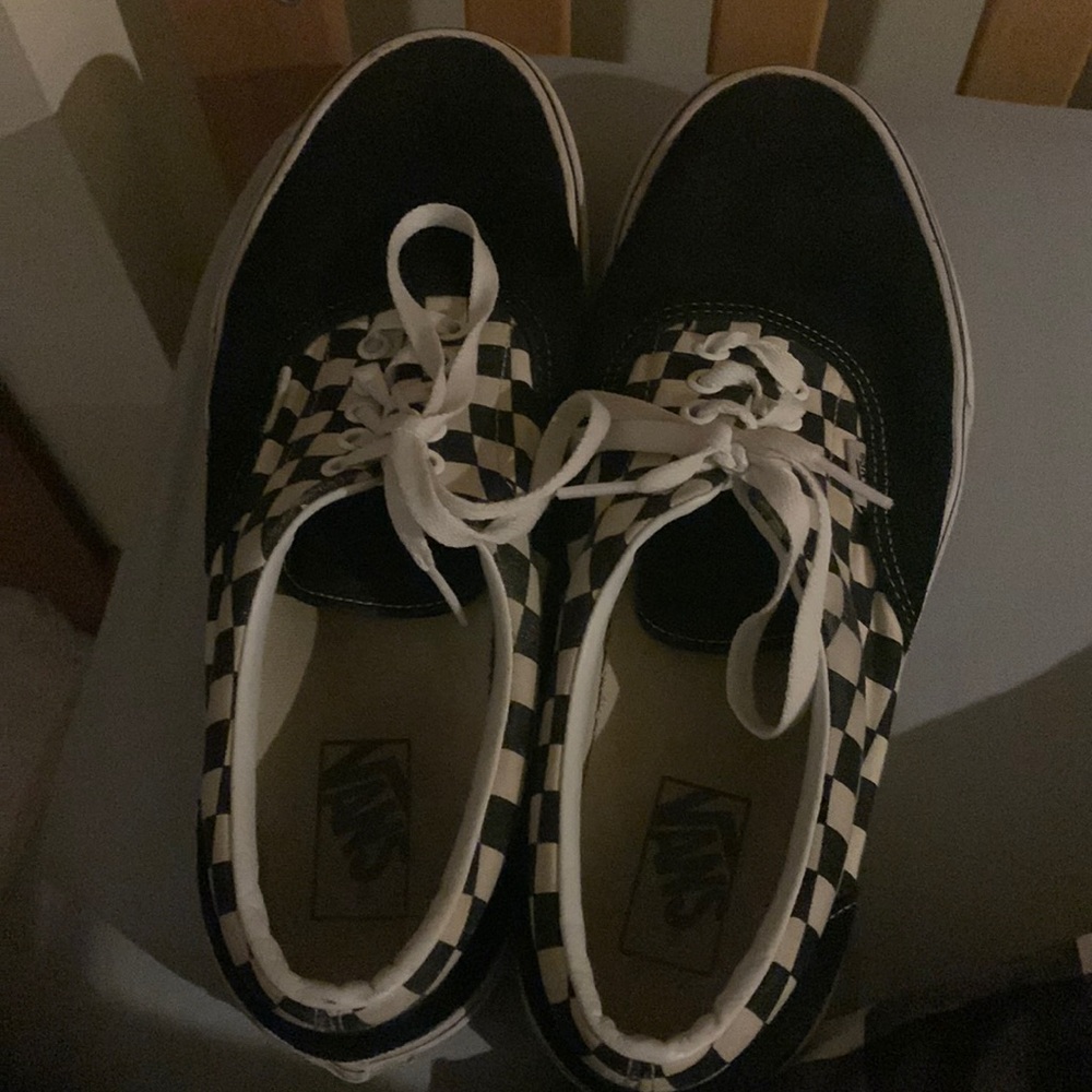 Check board vans with laces